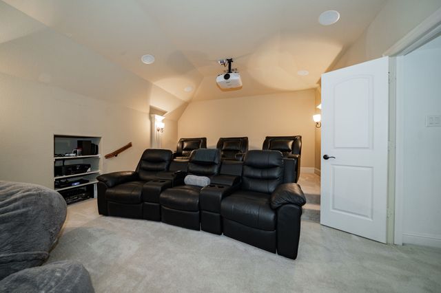 6 Sheffield Court, Heath, TX 75032