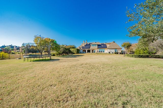 6 Sheffield Court, Heath, TX 75032