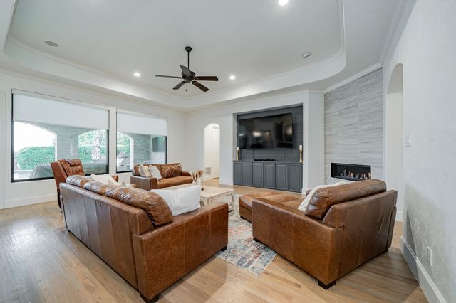 6 Sheffield Court, Heath, TX 75032