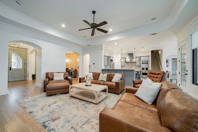 6 Sheffield Court, Heath, TX 75032