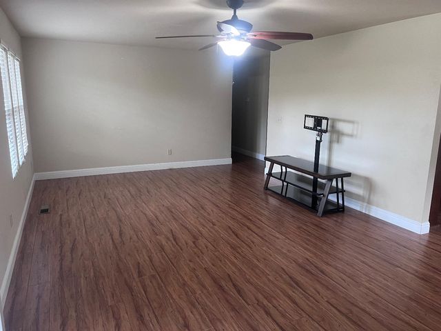 2245 Mission St, Turlock, CA 95380