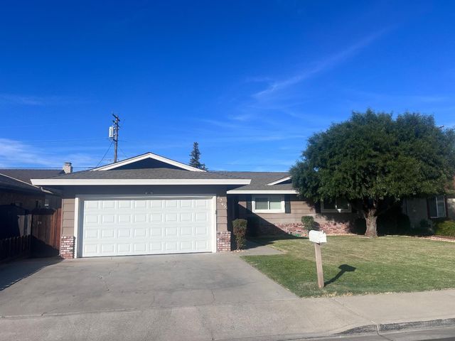 2245 Mission St, Turlock, CA 95380