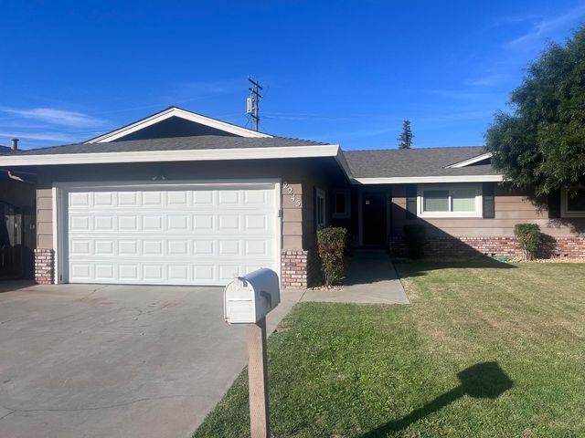 2245 Mission St, Turlock, CA 95380