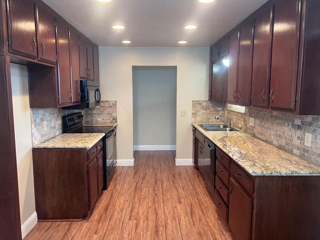 2245 Mission St, Turlock, CA 95380