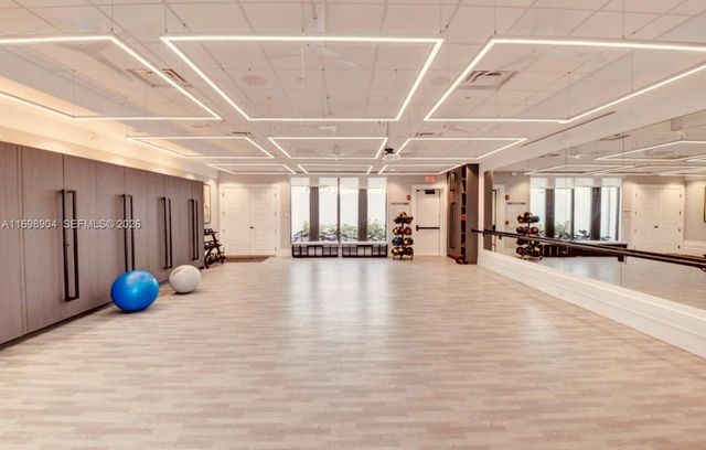 8067 White Wave Ter, Boca Raton, FL 33496