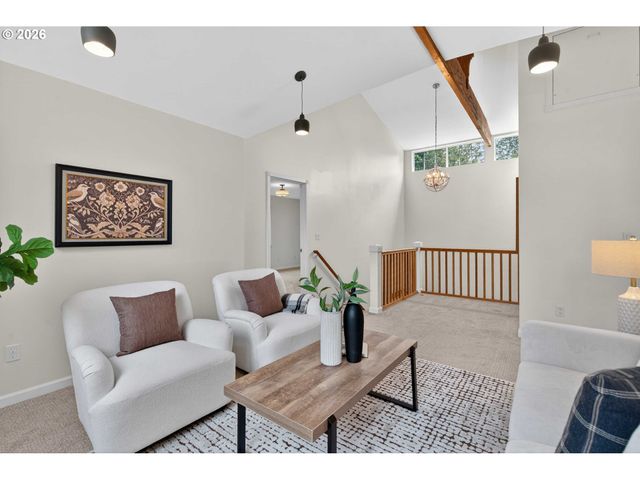 3665 Se RAYMOND St, Portland, OR 97202