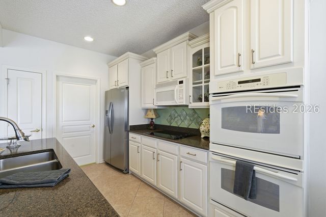 15 Marigold Dr, Bluffton, SC 29909