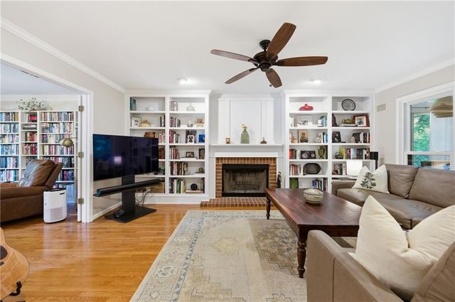 2237 Major Loring Way SW, Marietta, GA 30064