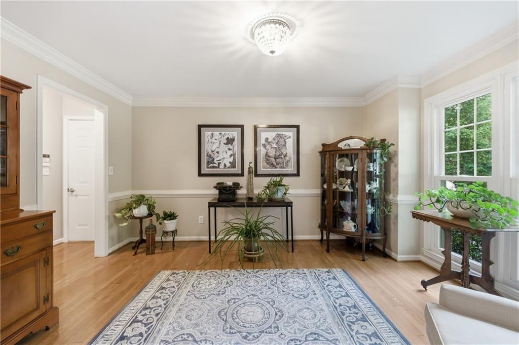 Image 5 of property listing at 2237 Major Loring Way SW, Marietta, GA 30064