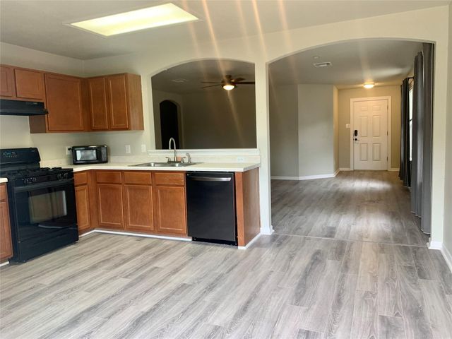 112 Alexis WAY, Kyle, TX 78640