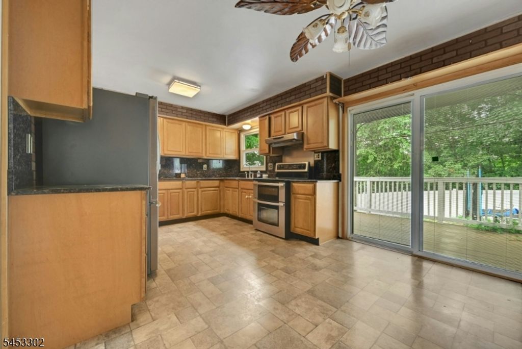 16 Essex Rd, Wantage Twp., NJ 07461 — photo 5