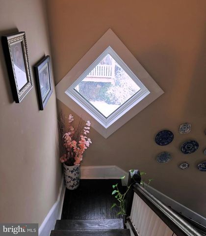 213 E STONEWALL DR, Front Royal, VA 22630