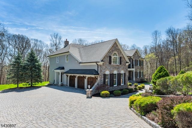 3 Quarterhorse Xing, Sparta Twp., NJ 07871