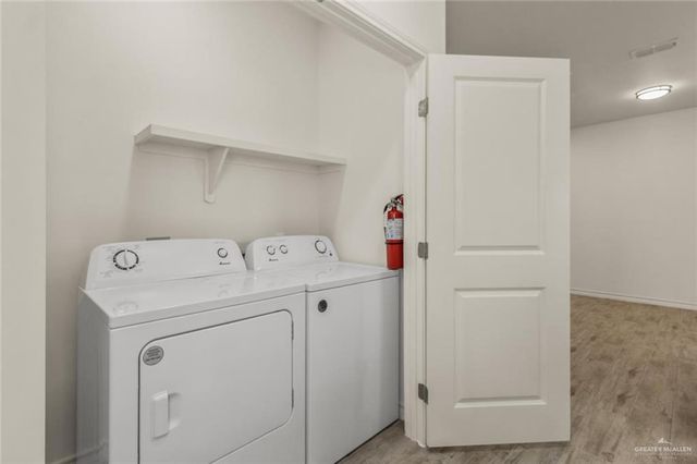 900 E Redbud Avenue 15b5, Mcallen, TX 78504