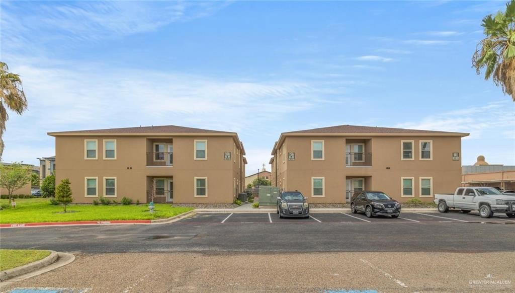 900 E Redbud Avenue 15b5, Mcallen, TX 78504