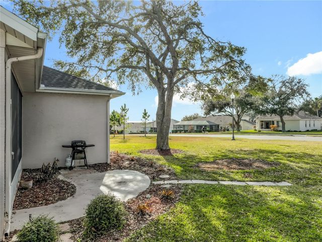 5685 GULF STREAM STREET, Tavares, FL 32778