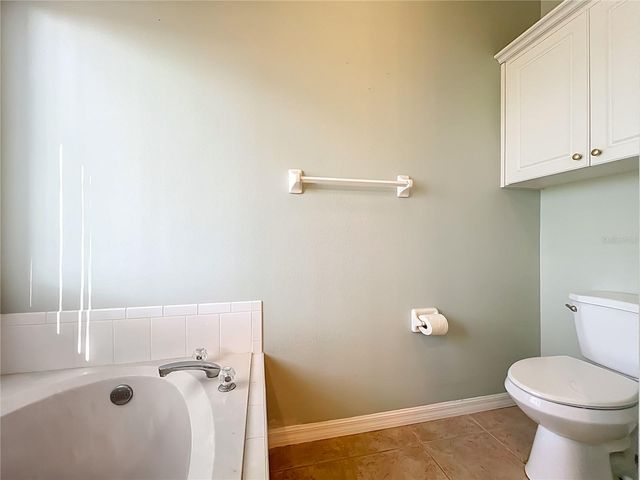 5685 GULF STREAM STREET, Tavares, FL 32778