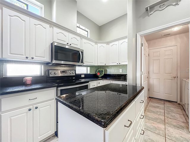 5685 GULF STREAM STREET, Tavares, FL 32778