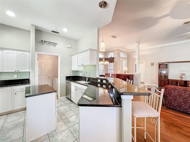 5685 GULF STREAM STREET, Tavares, FL 32778