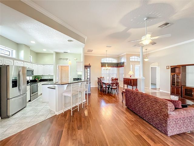 5685 GULF STREAM STREET, Tavares, FL 32778