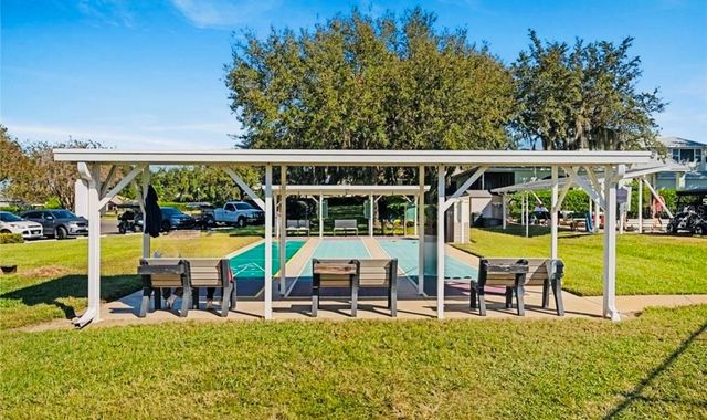 5685 GULF STREAM STREET, Tavares, FL 32778