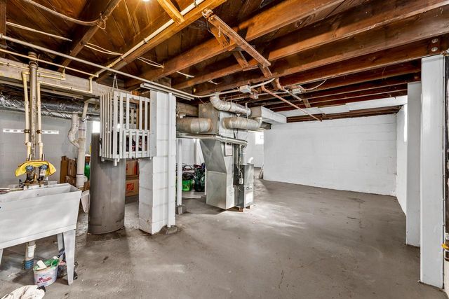 4919 N 52nd STREET, Milwaukee, WI 53218