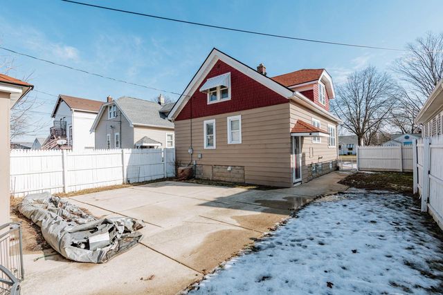 4919 N 52nd STREET, Milwaukee, WI 53218