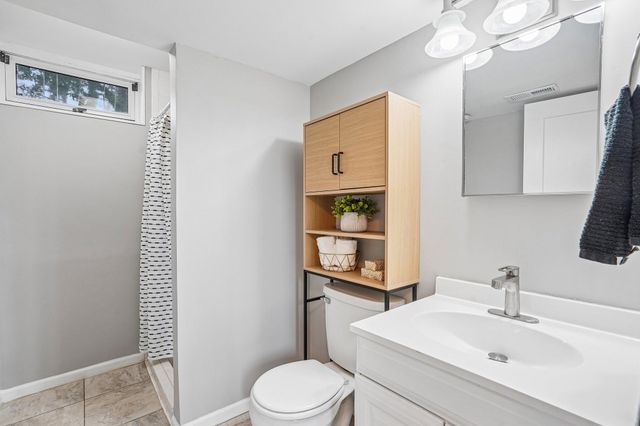 1880 Gold Trail, Eagan, MN 55122
