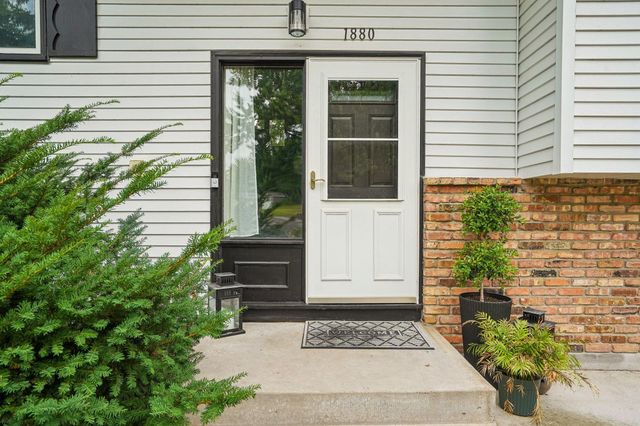 1880 Gold Trail, Eagan, MN 55122