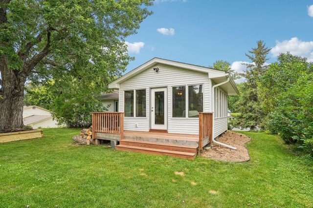 1880 Gold Trail, Eagan, MN 55122