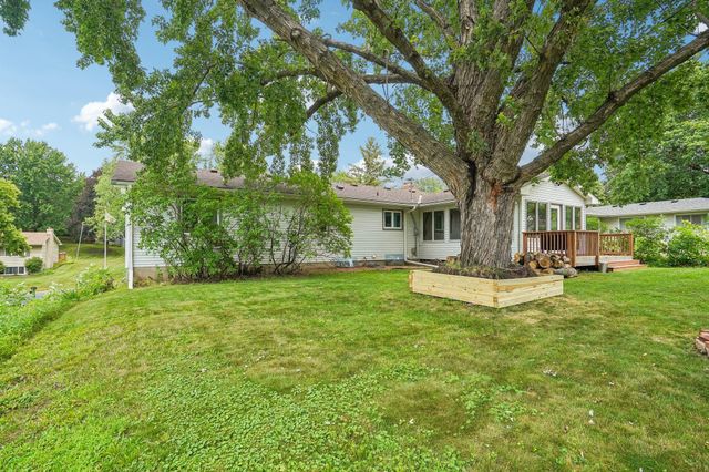 1880 Gold Trail, Eagan, MN 55122