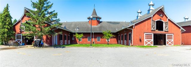 15 Kirby Hill Road, Pawling, NY 12564