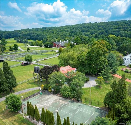 15 Kirby Hill Road, Pawling, NY 12564