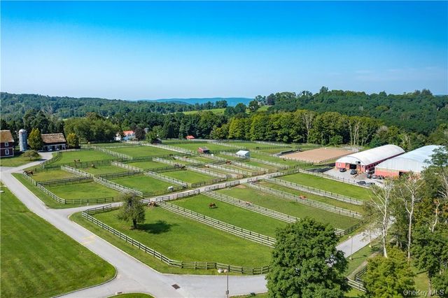 15 Kirby Hill Road, Pawling, NY 12564