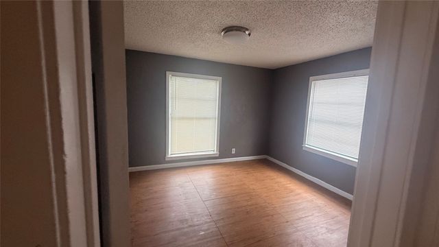 4503 Bradshaw Street, Dallas, TX 75215