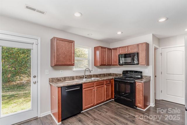 1178 Salvadore Court, Gastonia, NC 28052