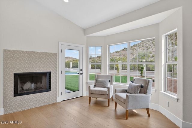 1635 E SILVERWOOD Drive, Phoenix, AZ 85048