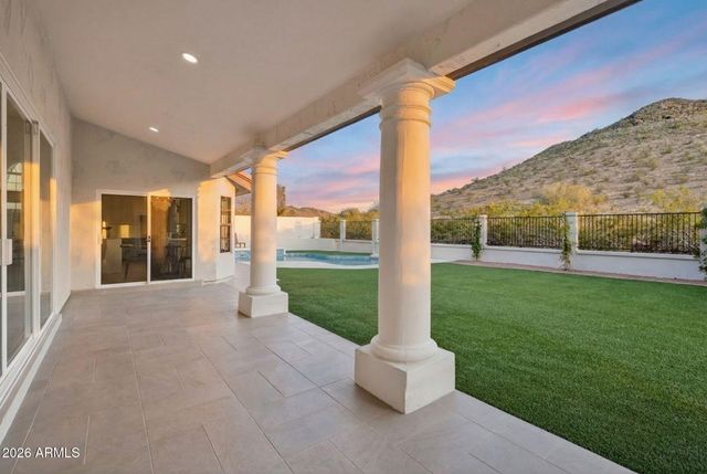 1635 E SILVERWOOD Drive, Phoenix, AZ 85048