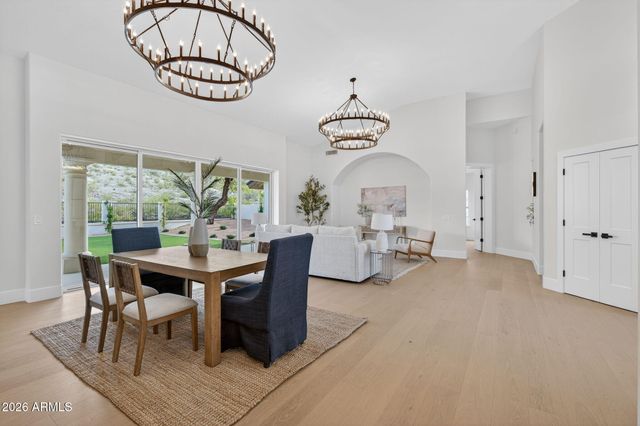 1635 E SILVERWOOD Drive, Phoenix, AZ 85048