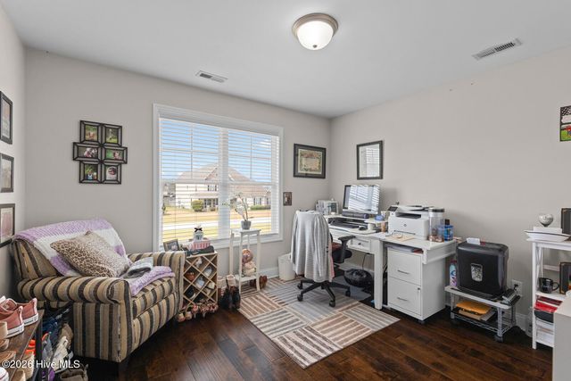 151 Foggy River Way, Jacksonville, NC 28540