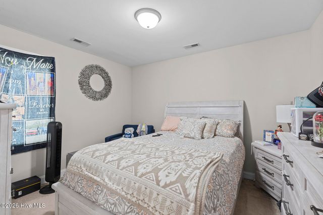 151 Foggy River Way, Jacksonville, NC 28540