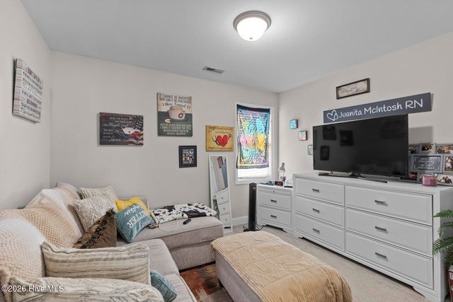 151 Foggy River Way, Jacksonville, NC 28540