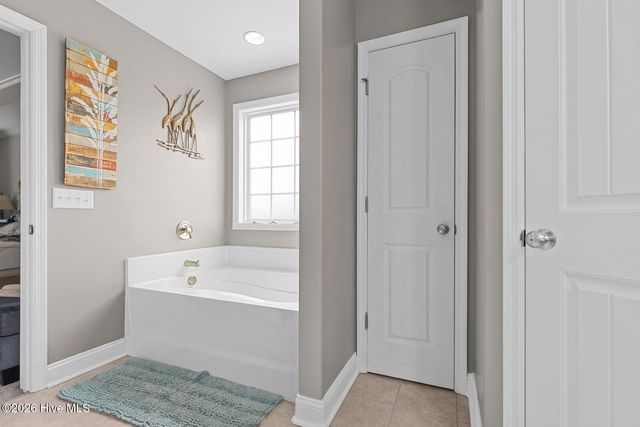 151 Foggy River Way, Jacksonville, NC 28540