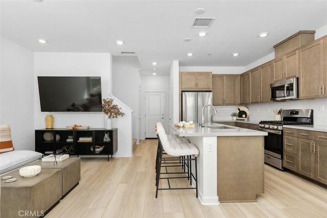 3959 Lavine Way 107, Corona, CA 92883