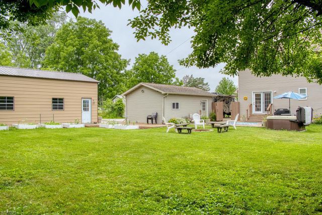 1445 W North Street, Owosso, MI 48867
