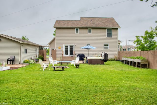 1445 W North Street, Owosso, MI 48867