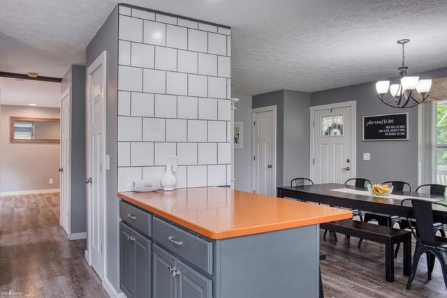 1445 W North Street, Owosso, MI 48867