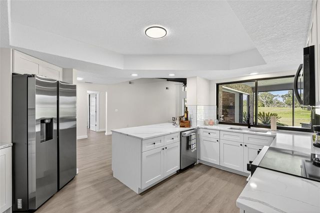 1903 COUNTRY CLUB COURT, Plant City, FL 33566