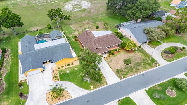 1903 COUNTRY CLUB COURT, Plant City, FL 33566