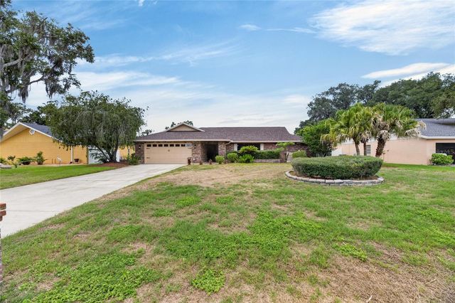 1903 COUNTRY CLUB COURT, Plant City, FL 33566